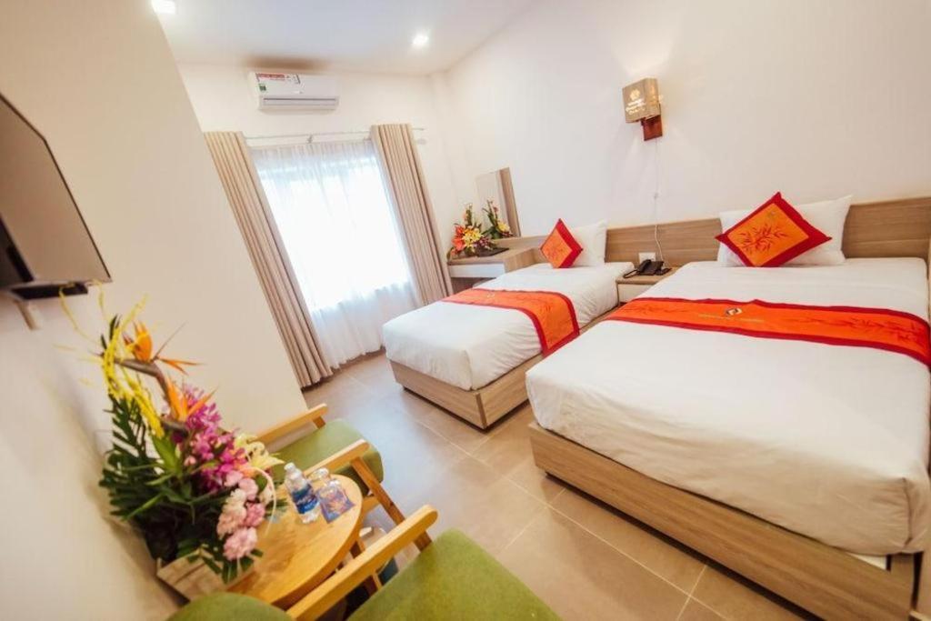 Green Hotel Дананг Экстерьер фото