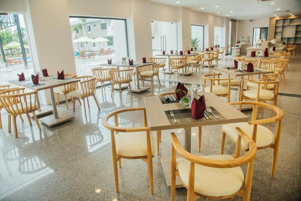 Green Hotel Дананг Экстерьер фото