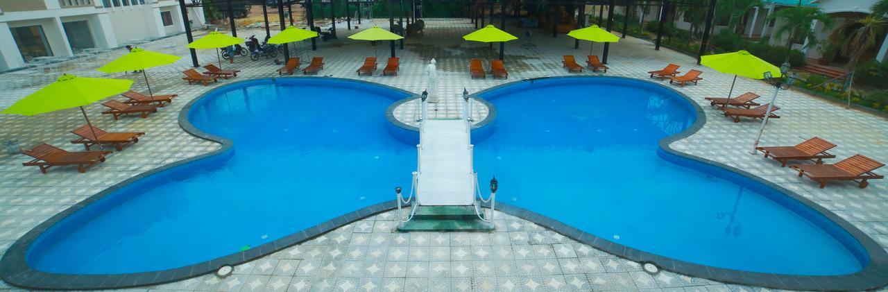 Green Hotel Дананг Экстерьер фото